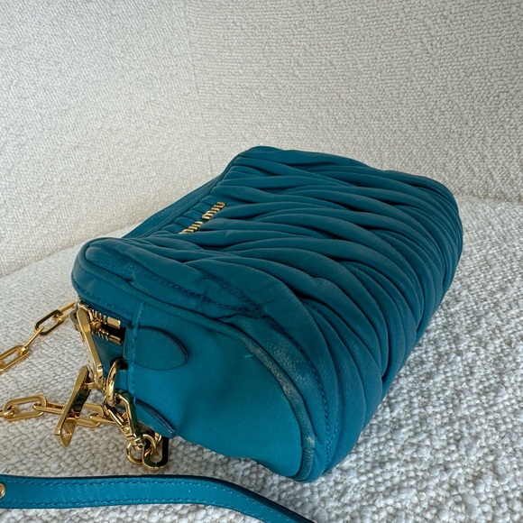 Miu miu matelassé crossbody bag - Lagoon Blu - Picture 9 of 10